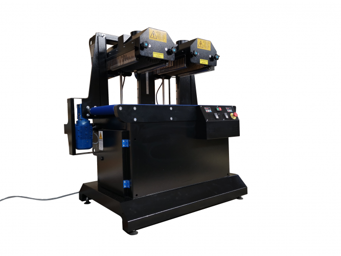 Machine for brushing wooden beams up to size 250X300mm